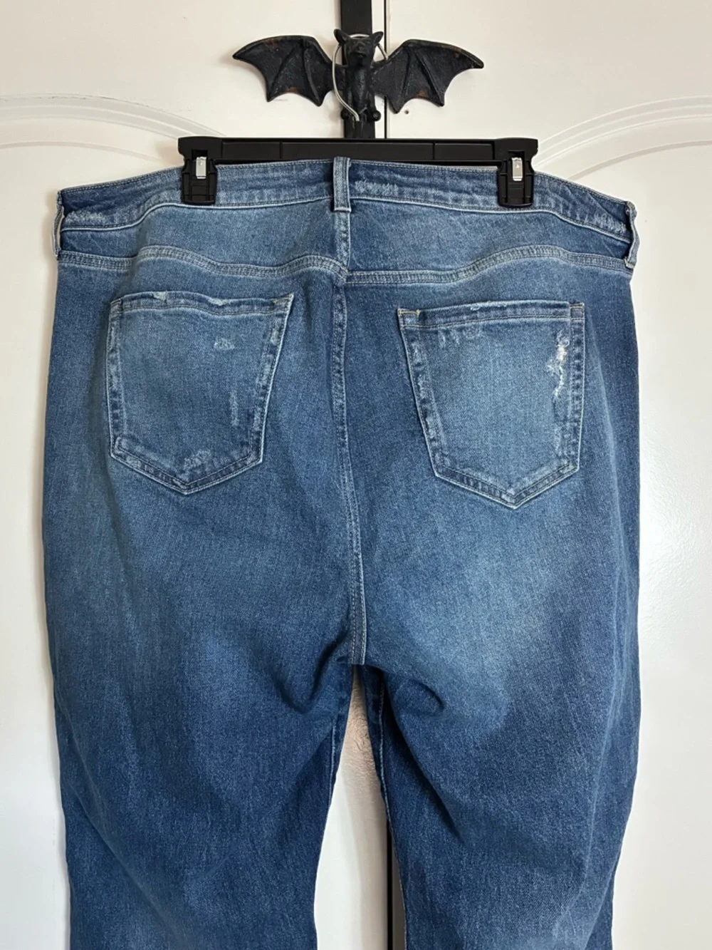 Torrid medium blue distressed button-fly Jeans Pockets Straight Leg size 20R - Picture 6 of 10